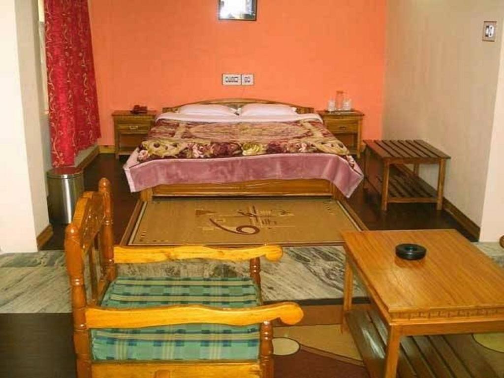 Hotel Kasturi Palace Darjeeling - Excellent Service Recommended Pokoj fotografie
